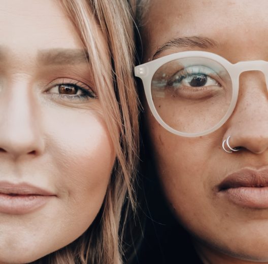 Redevenons Sœurs ! Retrouvons notre puissance Féminine ensemble !